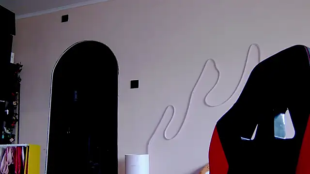 Snapshot of karo123421 chatting on 11.19.25 karo123421 online show from 11.19.25