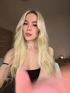 xDinnax online show from 11.02.25