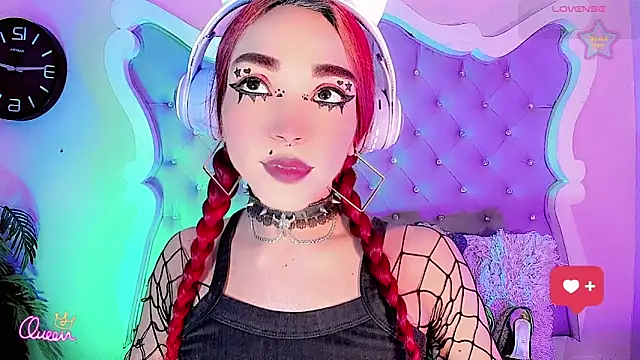 Snapshot of LeyXandrabraz chatting on 06.04.26 LeyXandrabraz online show from 06.04.26