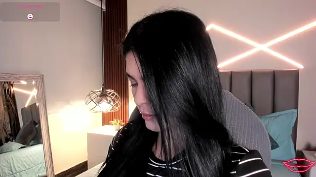 Veronicalanx1 online show from 04.22.26