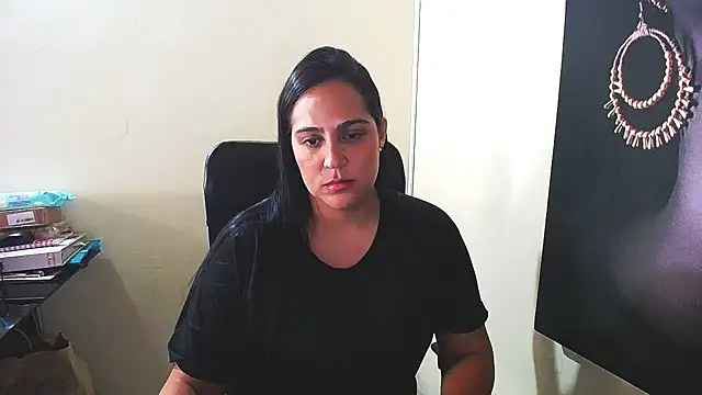 Snapshot of kendall_52 chatting on 01.16.25 kendall 52 online show from 01.16.25