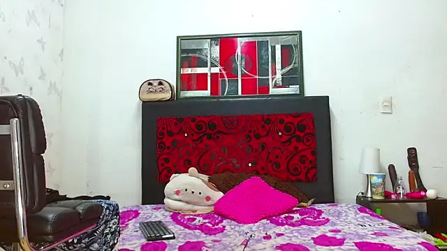 Snapshot of LexiStone_ chatting on 03.17.25 LexiStone online show from 03.17.25