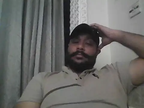 Snapshot of Indersaini148 chatting on 07.28.26 Indersaini148 online show from 07.28.26