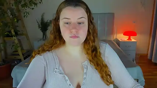 Snapshot of PolinaSalvatore chatting on 11.27.25 PolinaSalvatore online show from 11.27.25