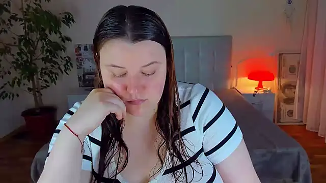 PolinaSalvatore online show from 07.27.26