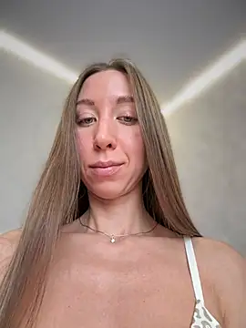 Snapshot of EvaCatt chatting on 03.15.26 EvaCatt online show from 03.15.26