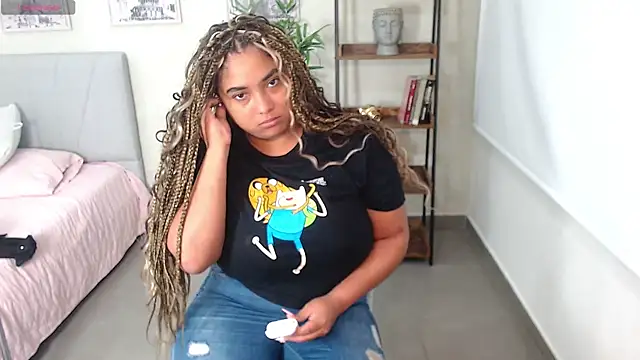 Snapshot of Kenya--Buhle chatting on 02.12.25 Kenya--Buhle online show from 02.12.25