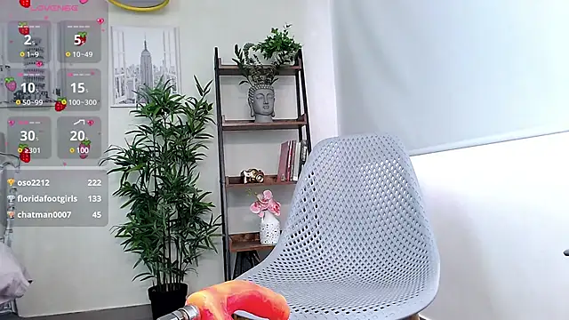 Snapshot of Kenya--Buhle chatting on 02.17.25 Kenya--Buhle online show from 02.17.25