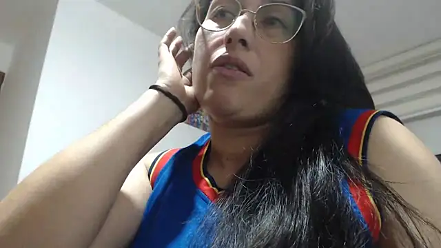 andreaisis2 online show from 10.23.25