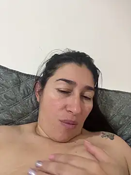 Snapshot of andreaisis2 chatting on 03.04.26 andreaisis2 online show from 03.04.26