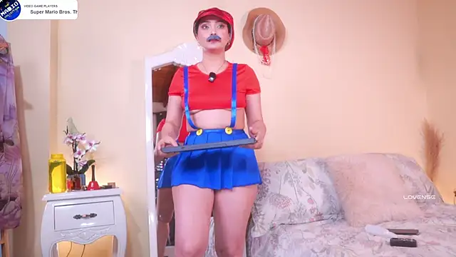 annie22love online show from 10.17.25