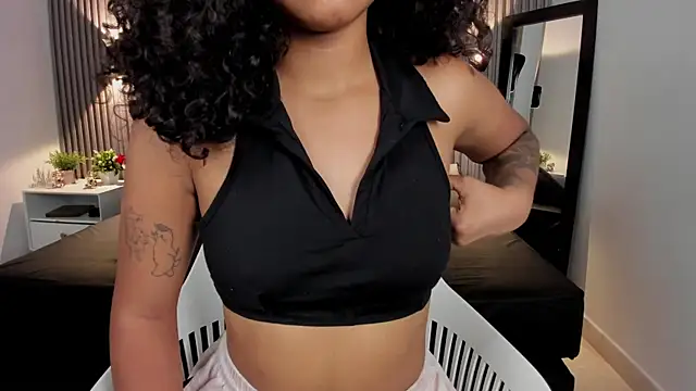 Zafiiraa online show from 06.25.26