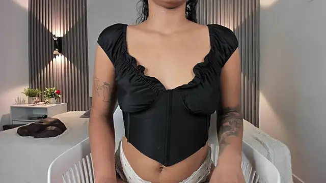 Zafiiraa online show from 07.12.26