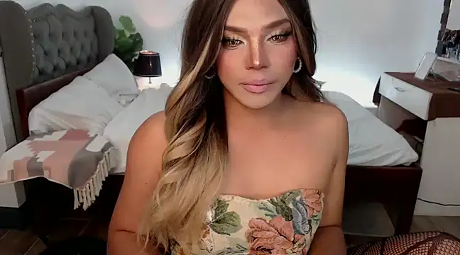 liaa lurrecams online show from 01.29.25