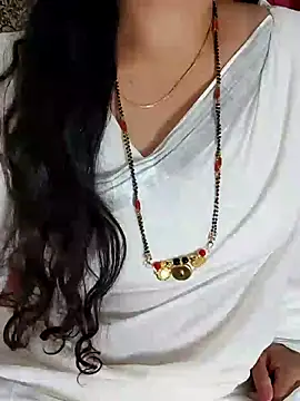 Indian desi wife online show from 01.03.25