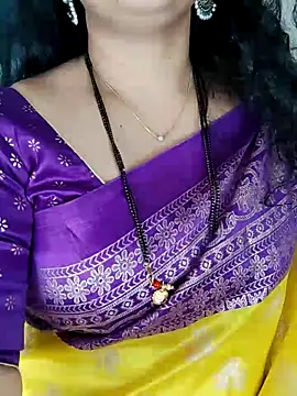 Snapshot of Indian_desi_wife chatting on 02.07.26 Indian desi wife online show from 02.07.26
