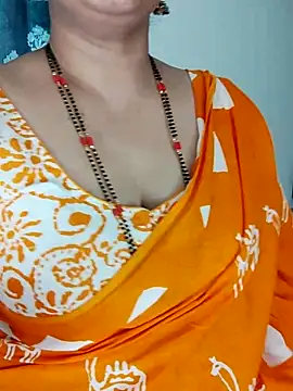 Snapshot of Indian_desi_wife chatting on 02.26.26 Indian desi wife online show from 02.26.26