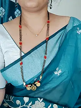 Snapshot of Indian_desi_wife chatting on 03.11.26 Indian desi wife online show from 03.11.26