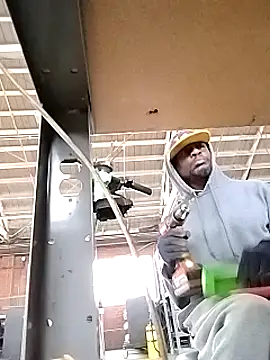 Snapshot of Daddy_hook chatting on 12.12.24 Daddy hook online show from 12.12.24