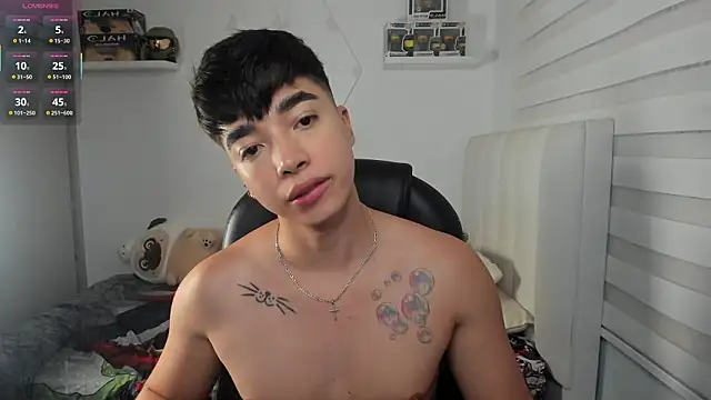 Snapshot of santy7v7 chatting on 02.24.26 santy7v7 online show from 02.24.26