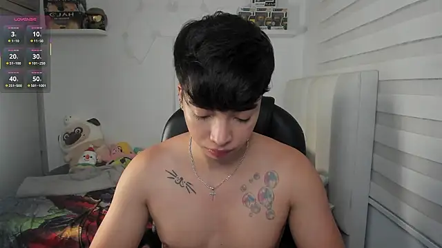 Snapshot of santy7v7 chatting on 03.19.26 santy7v7 online show from 03.19.26