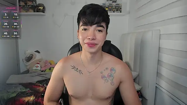 Snapshot of santy7v7 chatting on 03.20.26 santy7v7 online show from 03.20.26