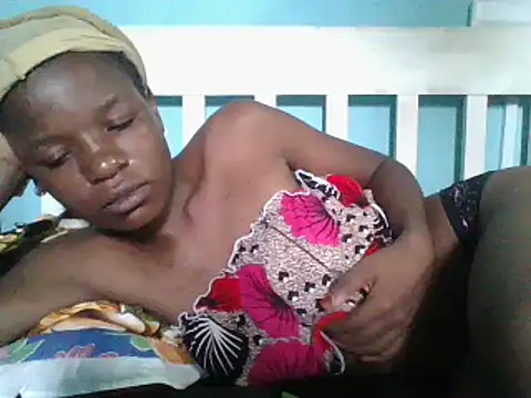 sweetchic  online show from 02.25.25