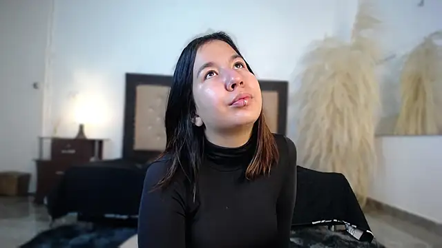 Lia sarahi online show from 01.20.25