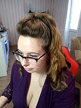 DienkaGreen online show from 02.24.25