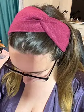 DienkaGreen online show from 11.18.25