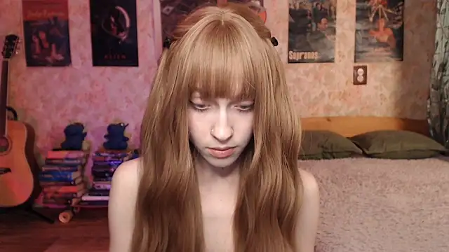 Snapshot of Friendly_Ellie chatting on 11.29.25 Friendly Ellie online show from 11.29.25