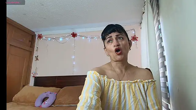 ISABEEL SOFIA01 online show from 05.09.26