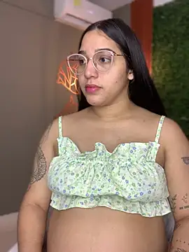 Snapshot of Amandanauty chatting on 01.02.25 Amandanauty online show from 01.02.25
