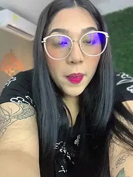 Snapshot of Amandanauty chatting on 01.12.25 Amandanauty online show from 01.12.25