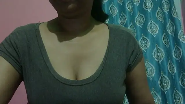 Snapshot of AVNI09- chatting on 06.04.26 AVNI09- online show from 06.04.26