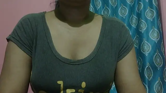 Snapshot of AVNI09- chatting on 07.08.26 AVNI09- online show from 07.08.26
