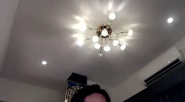 Snapshot of KeenMazikeen69 chatting on 02.17.25 KeenMazikeen69 online show from 02.17.25