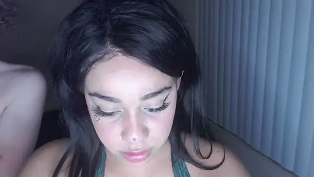 Snapshot of alexiajames99 chatting on 02.27.25 alexiajames99 online show from 02.27.25