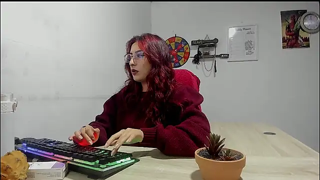 Snapshot of Scarlett_Sen chatting on 03.06.25 Scarlett Sen online show from 03.06.25