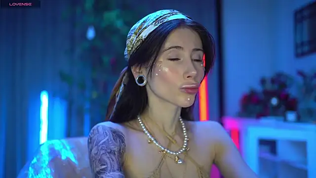 Your Nicolett online show from 02.13.25