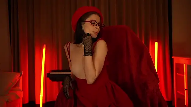 Your Nicolett online show from 11.16.25