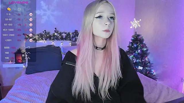 Snapshot of Misty_Shadow chatting on 12.28.24 Misty Shadow online show from 12.28.24