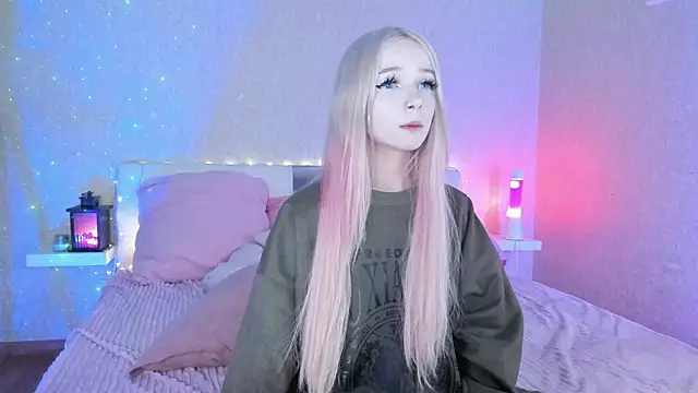 Snapshot of Misty_Shadow chatting on 01.30.25 Misty Shadow online show from 01.30.25