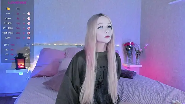 Snapshot of Misty_Shadow chatting on 03.09.25 Misty Shadow online show from 03.09.25