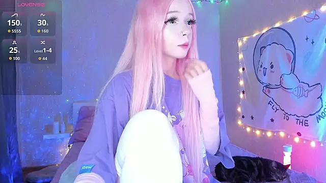 Snapshot of Misty_Shadow chatting on 11.11.25 Misty Shadow online show from 11.11.25