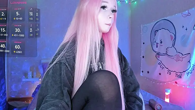 Snapshot of Misty_Shadow chatting on 11.24.25 Misty Shadow online show from 11.24.25