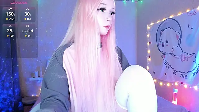 Snapshot of Misty_Shadow chatting on 12.02.25 Misty Shadow online show from 12.02.25