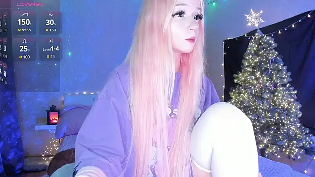 Snapshot of Misty_Shadow chatting on 12.18.25 Misty Shadow online show from 12.18.25