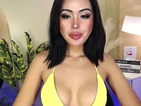 HeavenlyStar online show from 01.12.25