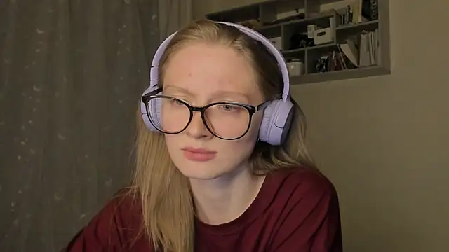 mollytuck online show from 09.18.25